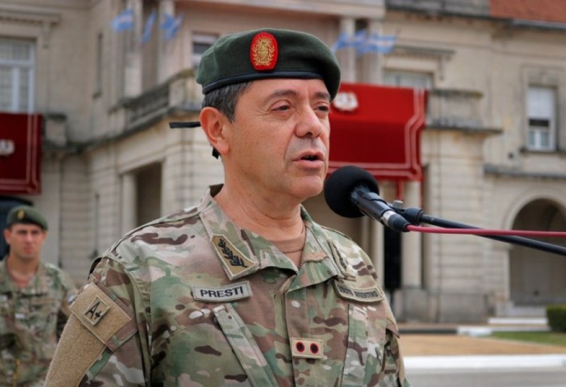 Argentinanın müdafiə naziri 1983-cü ildən bəri ilk dəfə hərbçi olacaq