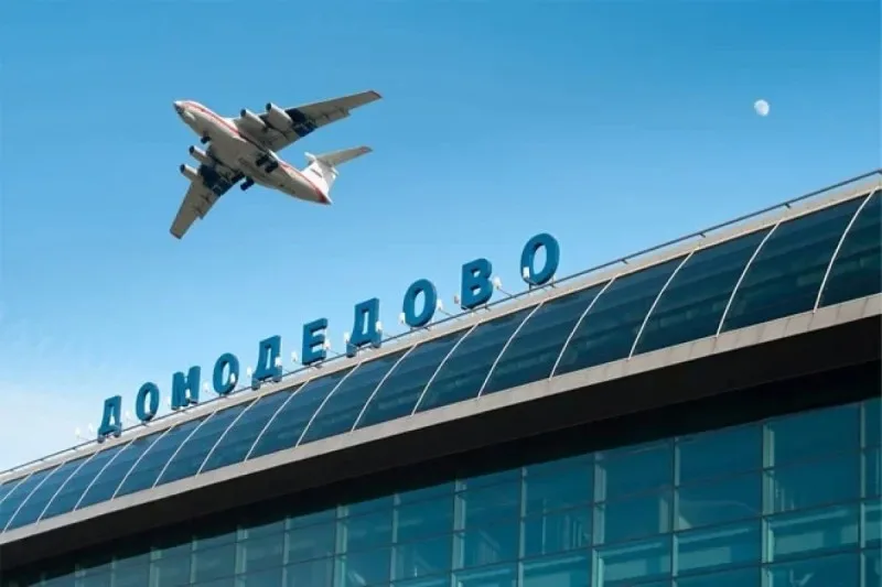 Moskva aeroportunda uçuşlar bərpa olunub - YENİLƏNİB
