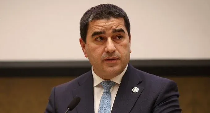 Papuaşvili: Azərbaycan və Ermənistan arasındakı sülh səylərini dəstəkləyirik