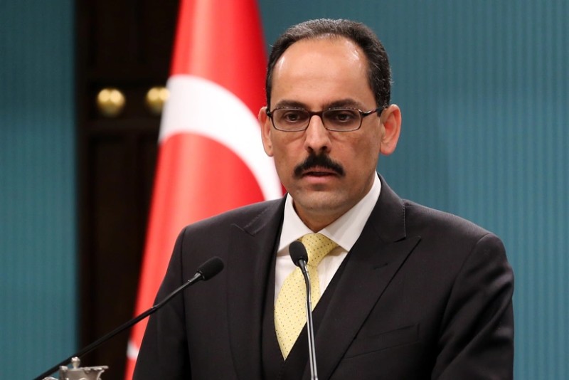 İbrahim Kalın misirli həmkarı ilə müzakirə apardı