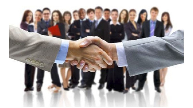 Ölkədə açılan iş yerlərinin 76 faizi Bakının payına düşür