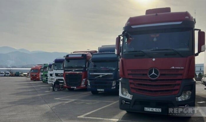 Gürcüstan saxlanılan TIR-larımızla bağlı RƏSMİ AÇIQLAMA