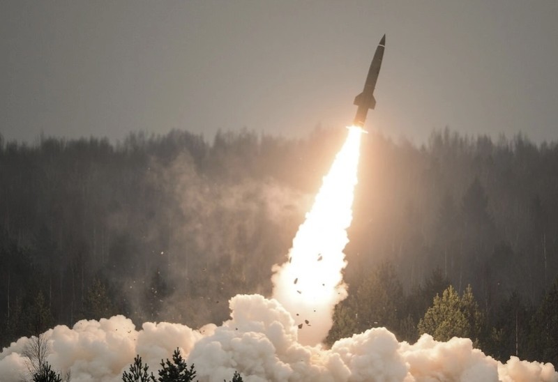 Britaniya Ukraynaya HHM raketlərinin yeni partiyasını göndərəcək