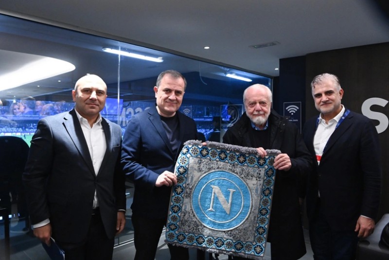 Bayramov Napoli – Qarabağ oyununu stadiondan izlədi