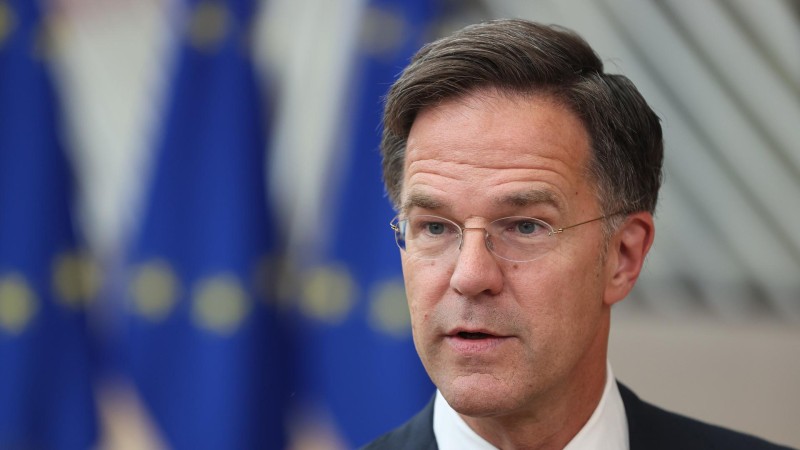 Rutte: Gələcəkdə orduda kişi və qadınların nisbəti bərabər olacaq