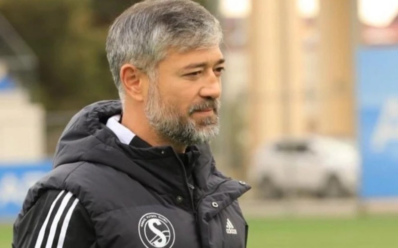Səbail klubu baş məşqçisi ilə yollarını ayırdı
