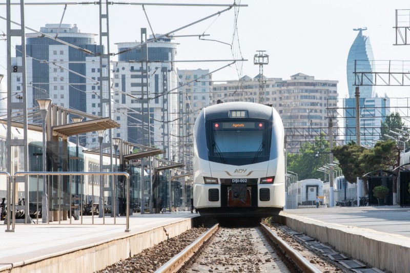 Bu istiqamətdə əlavə qatar reysləri təyin edildi