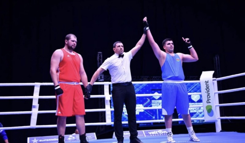 Boksçumuz Avropa çempionatında finala yüksəldi