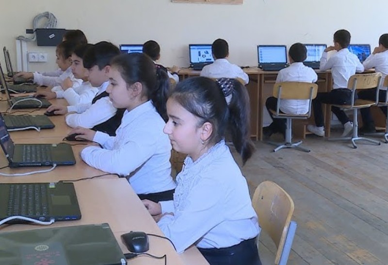“Rəqəmsal məktəb” platformasına qoşulmaq məcburidir?