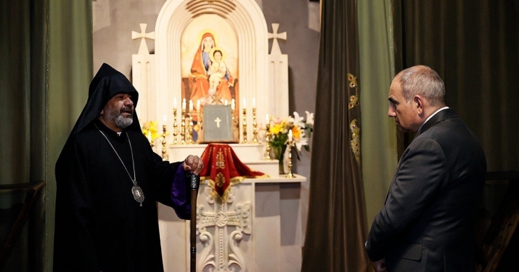 Paşinyan-kilsə qarşıdurması: Ermənistanda yeni güc balansı axtarışı