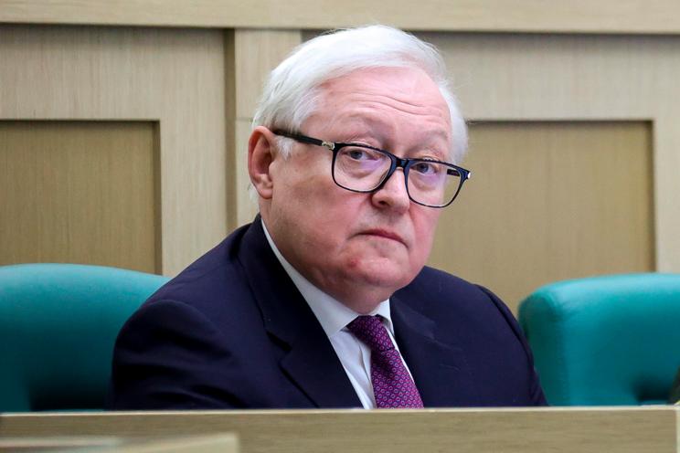 Ryabkov: Avropa Ukrayna ilə bağlı qərarların qəbuluna müdaxilə edib
