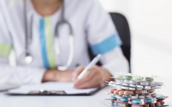 Cəlilabadda 6 aylıq körpə iynədən sonra dünyasını dəyişdi