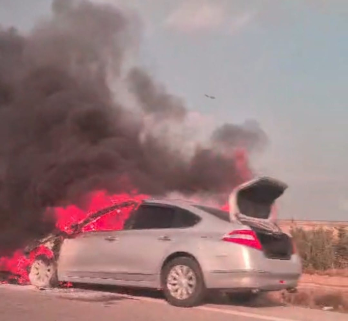 Xızıda minik maşını yanıb - FOTO