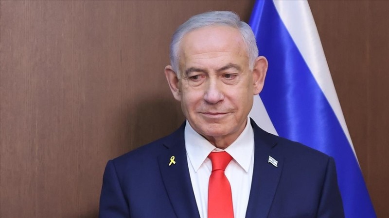 Netanyahu məhkəmə qarşısına çıxarıldı