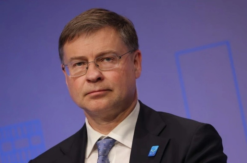 Dombrovski: Ukraynaya maliyyə yardımı hissə-hissə ödəniləcək
