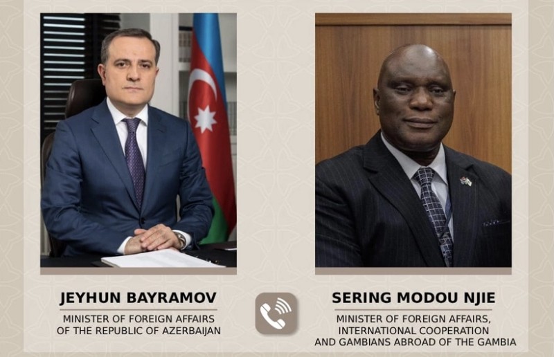 Ceyhun Bayramov həmkarı ilə telefonla danışdı