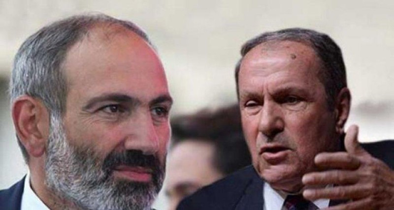 Petrosyan Paşinyana Qarabağla bağlı 3 məsləhət verib