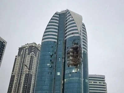 Ukrayna Qroznıda göydələni vurdu