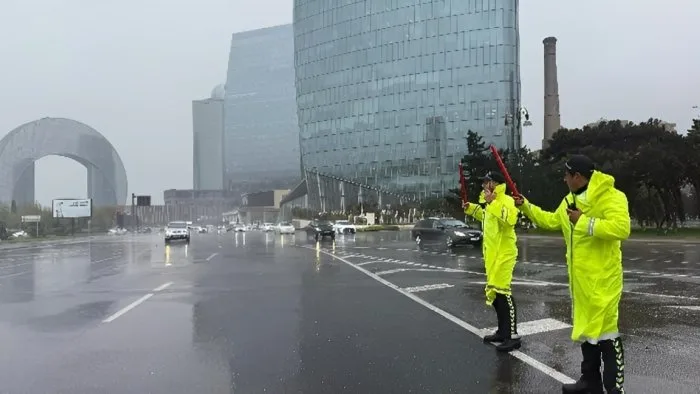 Yol polisindən yağışlı hava ilə bağlı ÇAĞIRIŞ