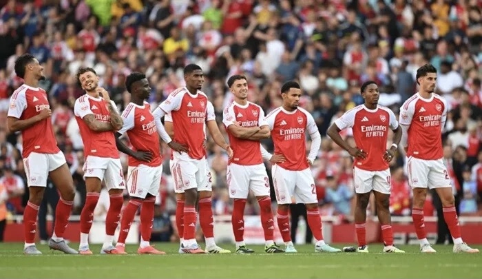 “Arsenal” 11 oyundan sonra məğlub oldu