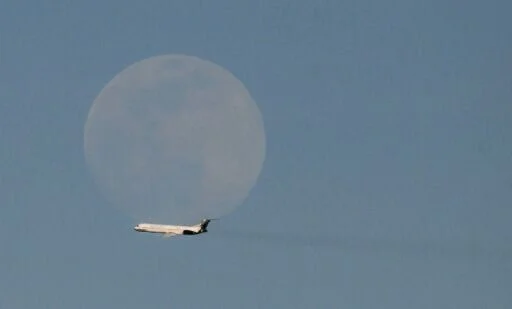 Beninin hava məkanı bağlanmayıb