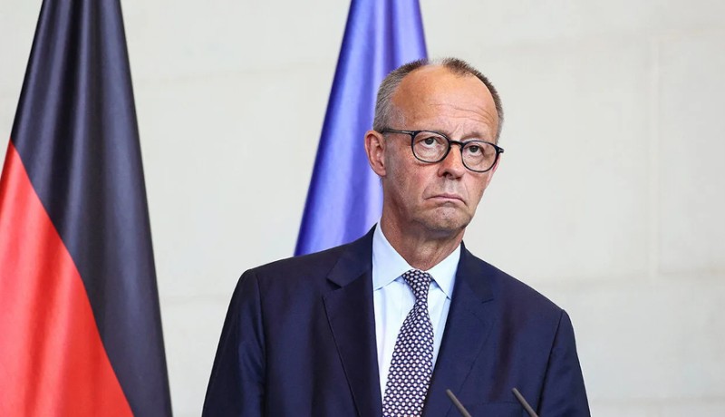 Merz İsrailə səfər edib