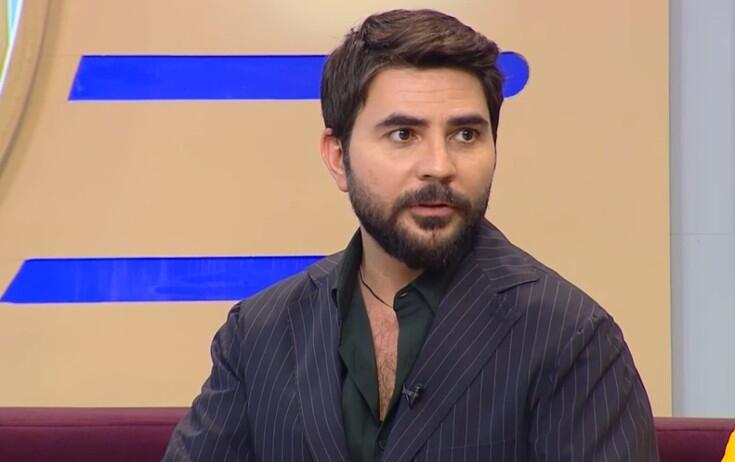 Axşam da gecən xeyrə, yatıram yazıb gedir