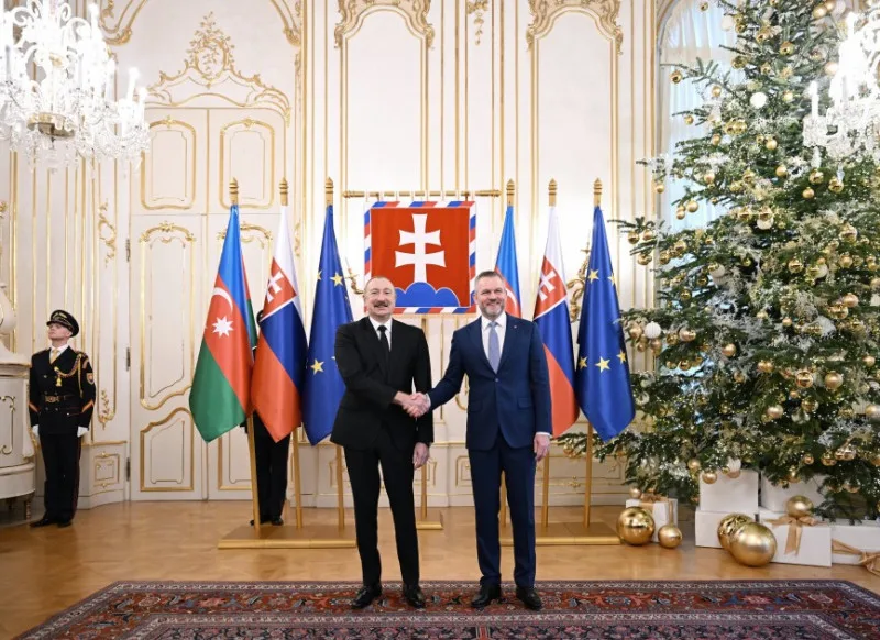 İlham Əliyev slovakiyalı həmkarını Azərbaycana rəsmi səfərə dəvət edib