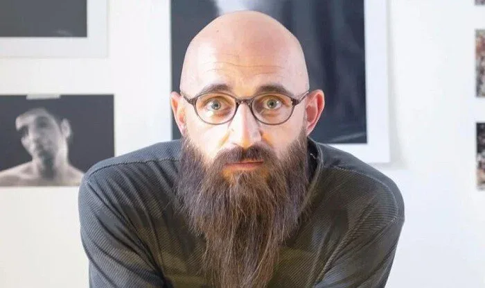 Azərbaycanlı fotoqraf bu səbəbdən intihar etdi