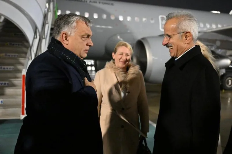 Orban Türkiyəyə səfər edib