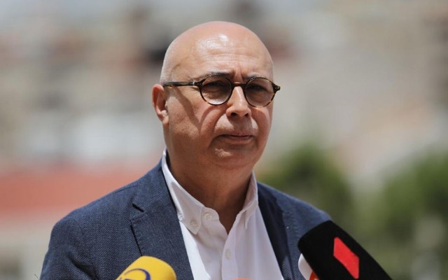 Gürcüstan bu ölkədəki səfirini vaxtından əvvəl geri çağırır