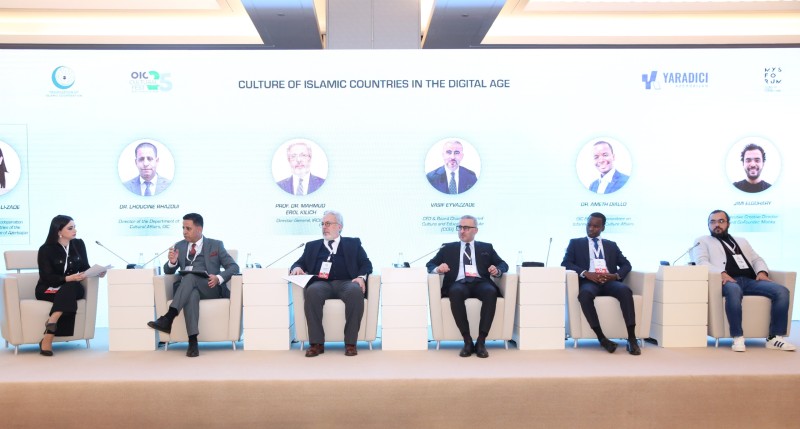 Rəqəmsal dövrdə İslam ölkələrinin mədəniyyəti mövzusunda növbəti panel keçirilib