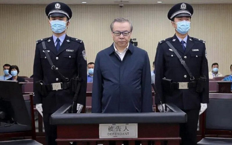 Keçmiş baş direktor rüşvətxorluğa görə edam edildi