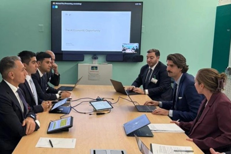 Google ilə bulud innovasiya laboratoriyalarının qurulmasını müzakirə edilib