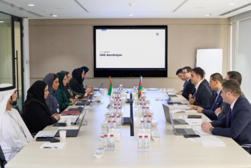 Azərbaycan və BƏƏ rəqəmsal maliyyə həllərinin tətbiqini müzakirə ediblər