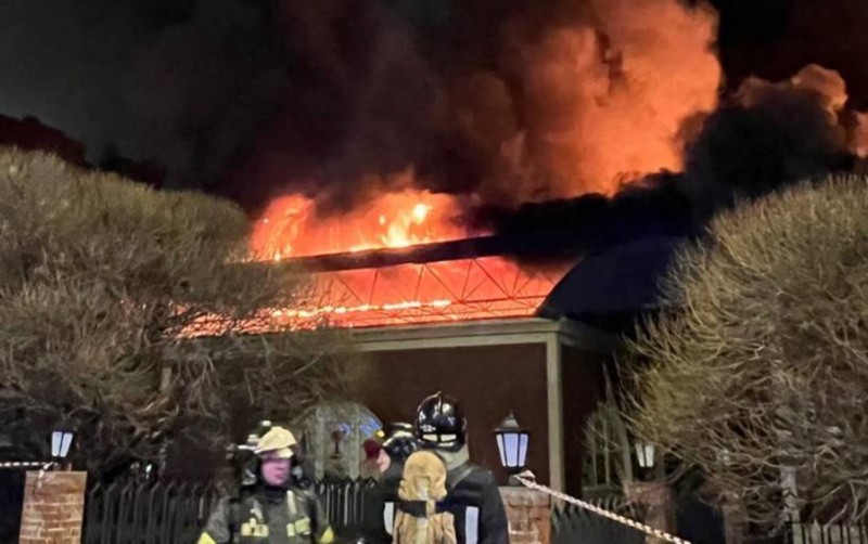 Sankt-Peterburqda bazar YANDI - YENİLƏNİB + VİDEO