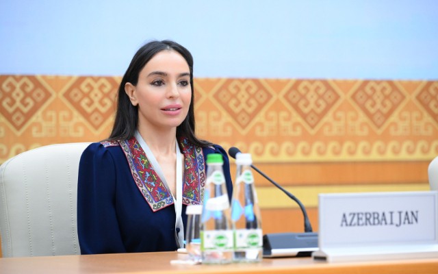 Leyla Əliyeva Türkmənistanda beynəlxalq konfransda çıxış etdi - FOTOLAR