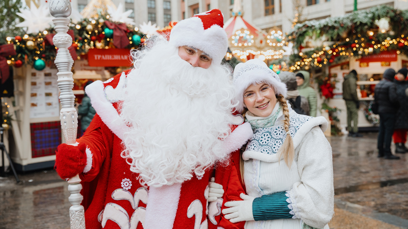 Moskva sizi Yeni il möcüzələri dünyasına səyahətə dəvət edir - FOTOLAR