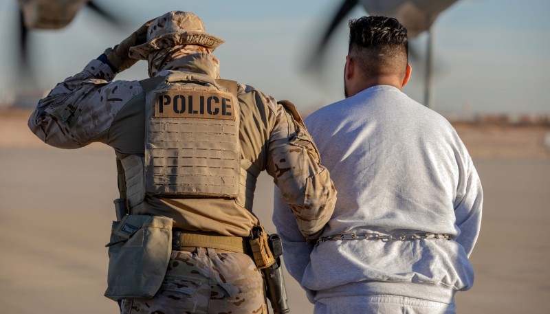 ABŞ 2,5 milyon əcnəbini deportasiya edib