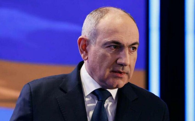 Paşinyanın təyyarəsi Moskvaya enə bilmədi