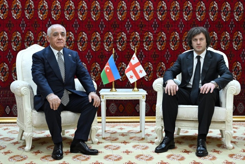 Əli Əsədov Aşqabadda Gürcüstanın Baş naziri ilə görüşüb