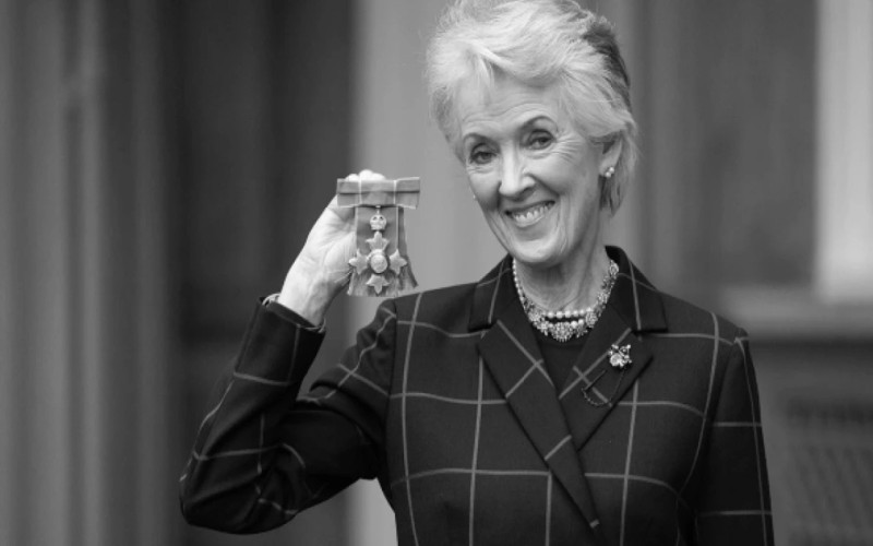 Britaniyalı yazıçı vəfat etdi