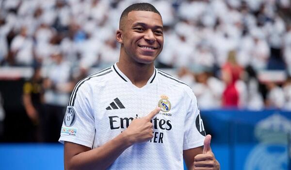 Mbappe dünyanın ən bahalı üç futbolçusundan biri oldu