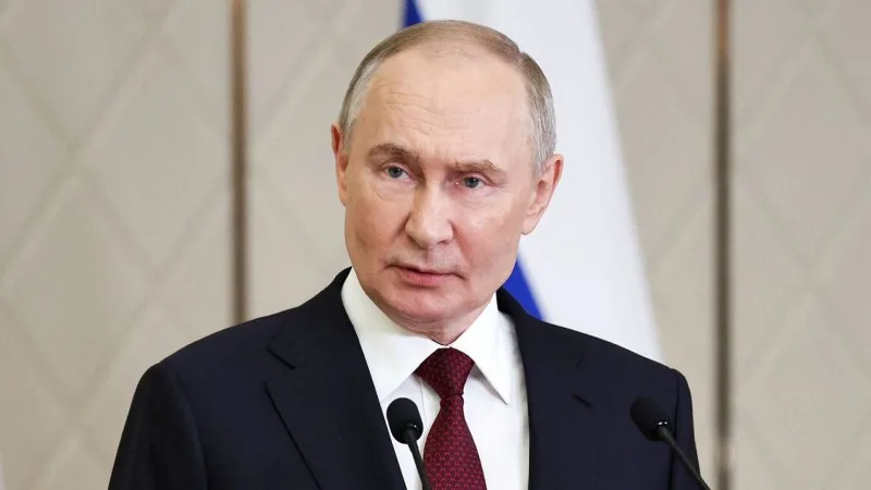 Putin: Rusiya və İran Tehranın nüvə proqramı ilə bağlı əlaqə saxlayırlar
