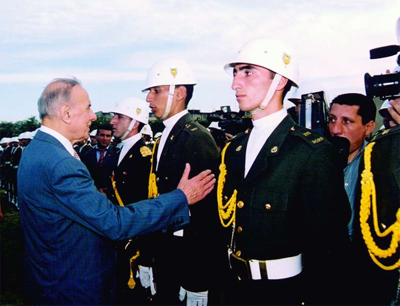Əbədiyaşar komandan: Azərbaycan Ordusunun Heydər Əliyev zirvəsi