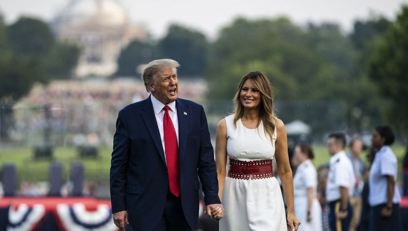 Trampdan arvadı ilə bağlı  ZARAFAT: 