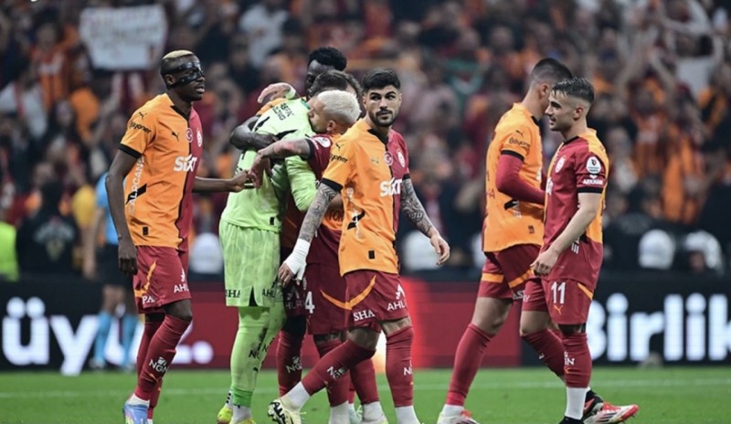 “Qalatasaray” səfərdə qələbə qazandı