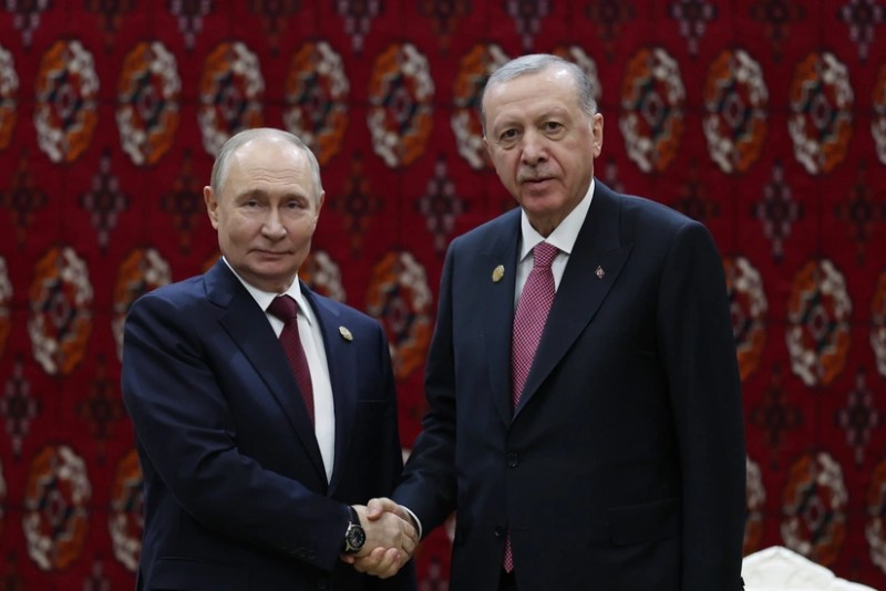 Ərdoğanın Putinlə görüşü niyə uzun çəkib? 