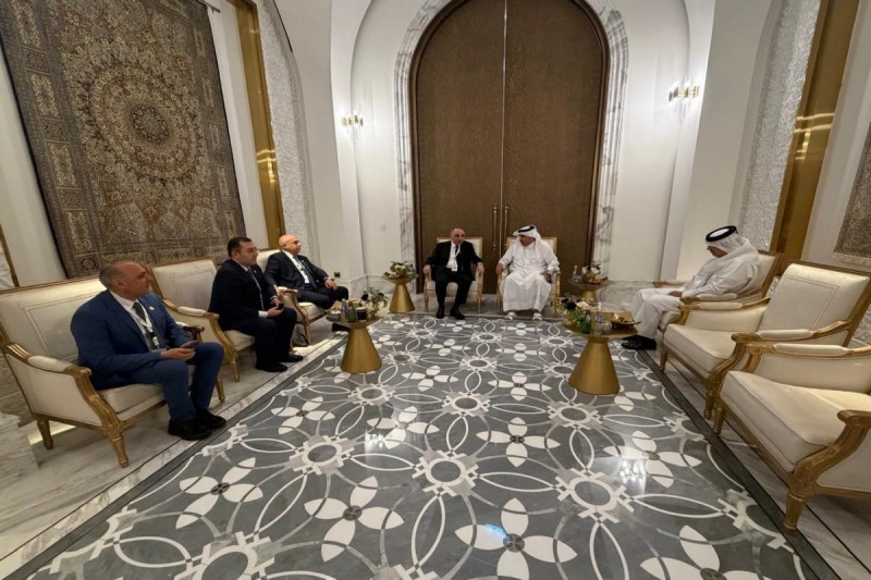 Baş prokuror Qətərə işgüzar səfərə gedib