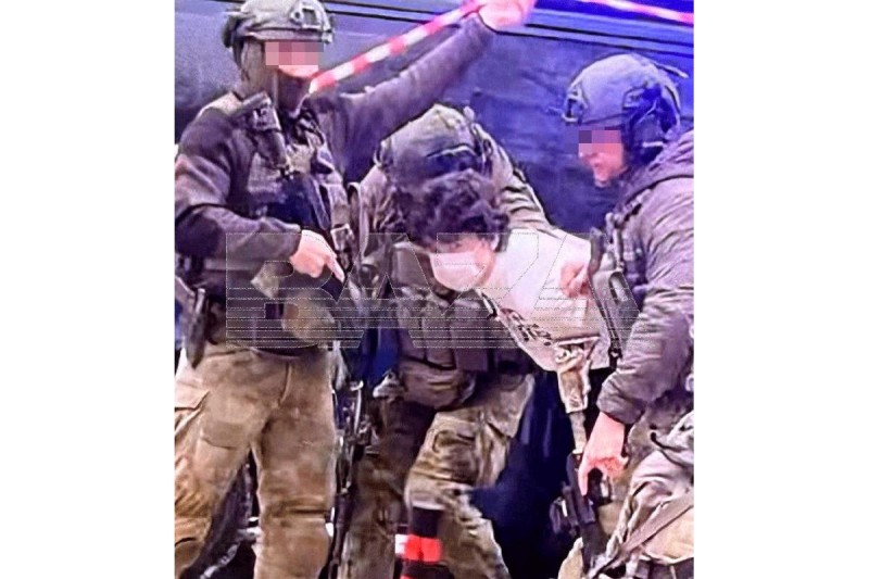 Rusiyada yeniyetmə məktəbdə şagirdi bıçaqlayaraq öldürdü - FOTO - VİDEO - YENİLƏNİB